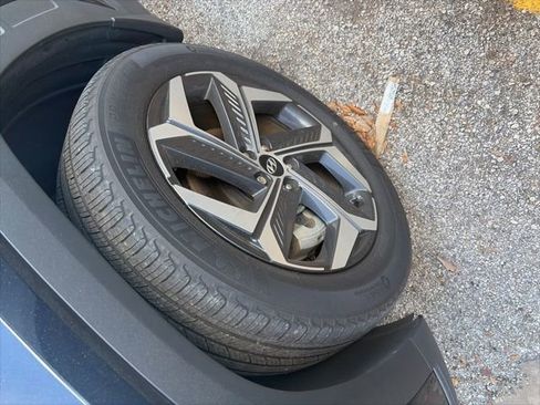 Used 2022 Hyundai Tucson Limited AWD/4WD image 7