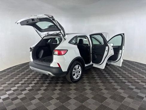 Used 2022 Ford Escape S AWD/4WD image 16