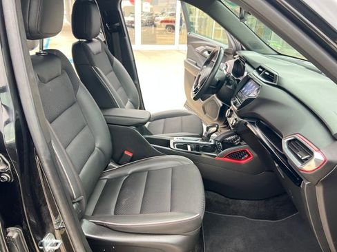 Certified 2023 Chevrolet TrailBlazer RS w/ Convenience Package image 15