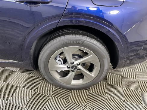 New 2026 Genesis GV70 2.5T Advanced AWD/4WD image 17