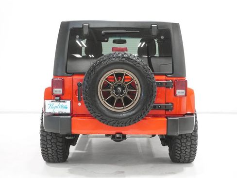 Used 2017 Jeep Wrangler Unlimited Sahara w/ Dual Top Group image 6