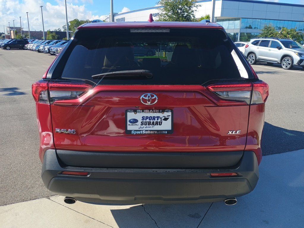 Used 2023 Toyota RAV4 XLE Premium FWD image 6