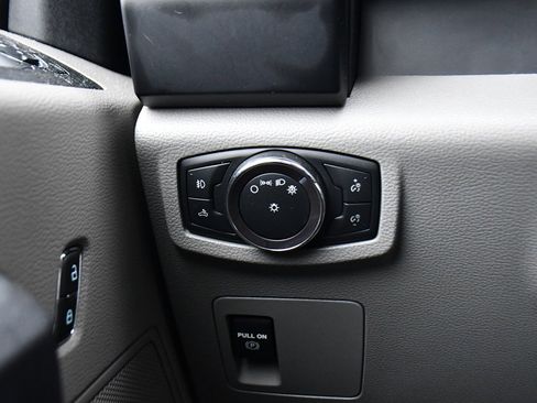 Used 2018 Ford F150 XL w/ Equipment Group 101A Mid image 26