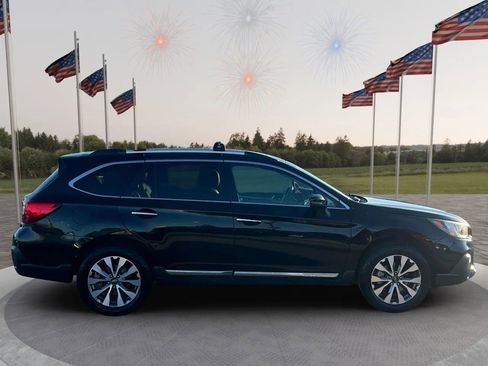 Used 2018 Subaru Outback 3.6R Touring w/ Popular Package #3 image 8