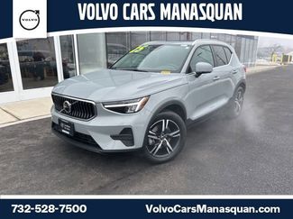 Certified 2025 Volvo XC40 B5 Core video 1