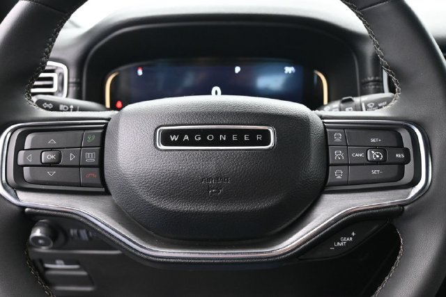 Used 2024 Jeep Wagoneer Series II AWD/4WD image 31