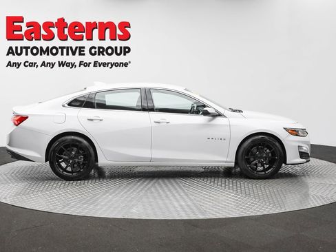 Used 2020 Chevrolet Malibu LT image 4