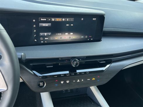 Certified 2025 Nissan Murano SV image 15