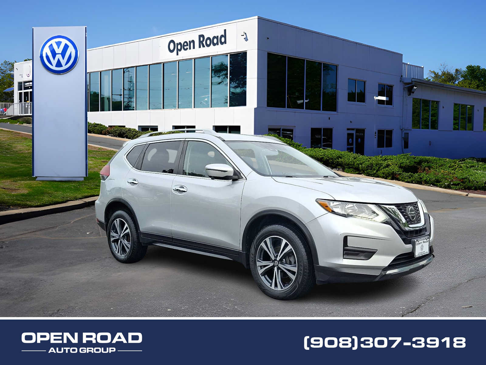 Used 2019 Nissan Rogue SV w/ Premium Package AWD/4WD image 1