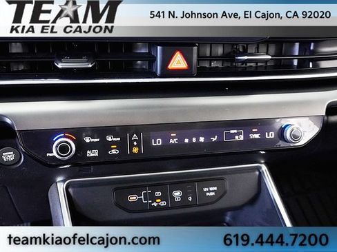 Certified 2025 Kia Carnival SX Prestige FWD image 33