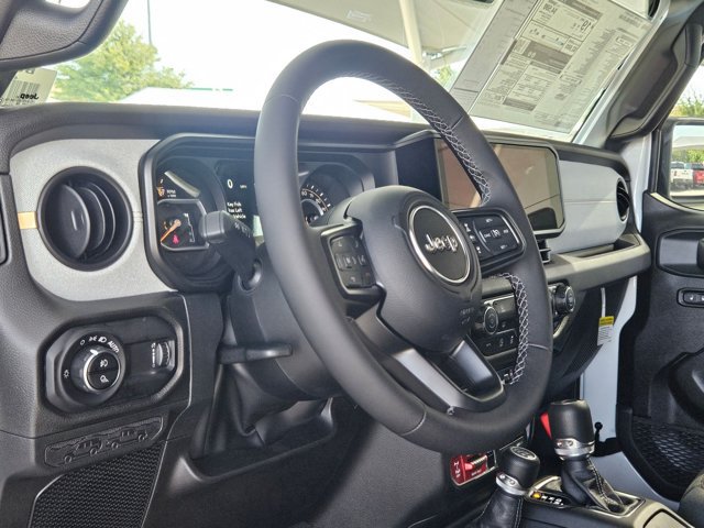 New 2026 Jeep Gladiator Sport AWD/4WD image 3