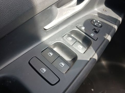Used 2024 Hyundai Elantra SEL FWD image 26