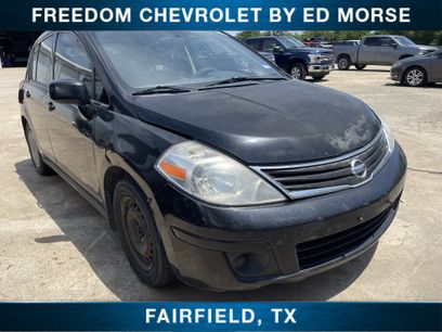 Used 2011 Nissan Versa 1.8 S w/ Plus Pkg