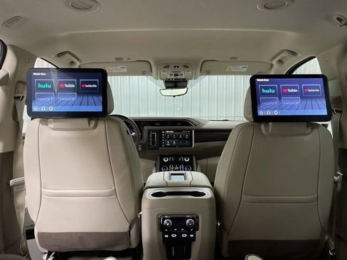 New 2024 GMC Yukon XL Denali w/ Advanced Technology Package image 26