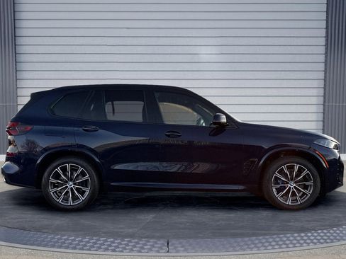 New 2026 BMW X5 xDrive40i w/ M Sport Package image 3