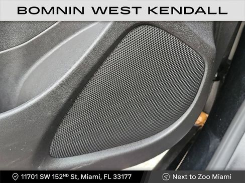 Used 2023 Chevrolet Malibu RS image 31