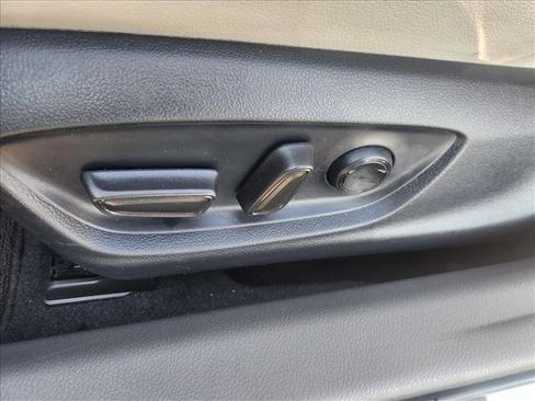 Used 2024 Toyota Camry SE image 24