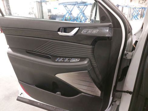 Used 2024 Hyundai Palisade Calligraphy image 29