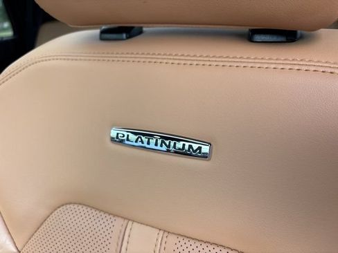 Used 2024 Ford Expedition Platinum AWD/4WD image 25