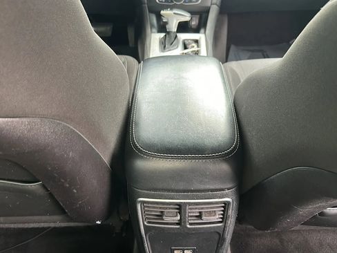 Used 2016 Dodge Charger SXT RWD image 28