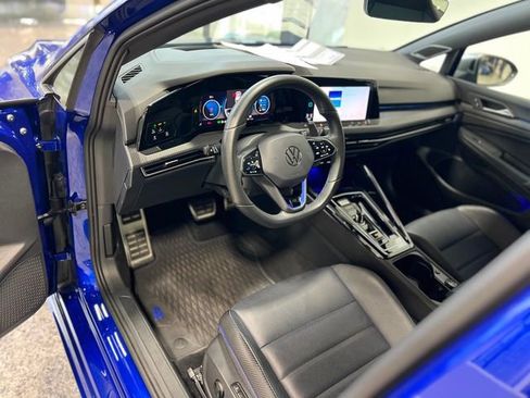 Used 2024 Volkswagen Golf R image 21