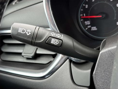Used 2022 Chevrolet Equinox LT AWD/4WD image 16
