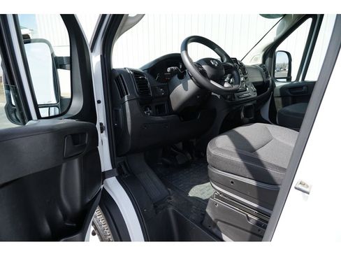 Used 2023 RAM ProMaster 2500 image 13