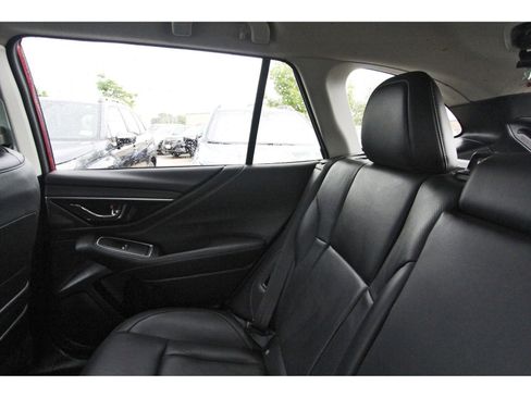 Used 2025 Subaru Outback Touring XT AWD/4WD image 11