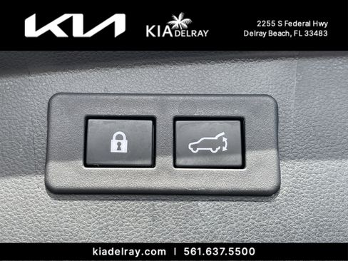 Used 2020 Subaru Outback Limited image 10