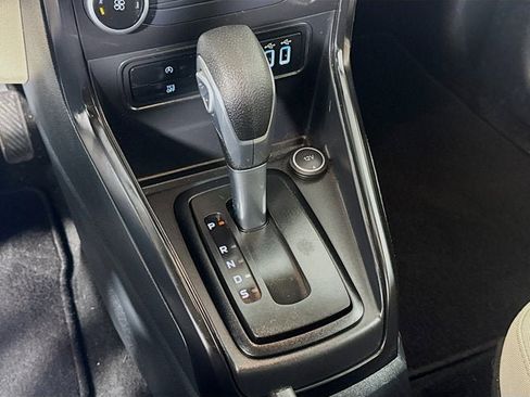 Used 2021 Ford EcoSport S image 14