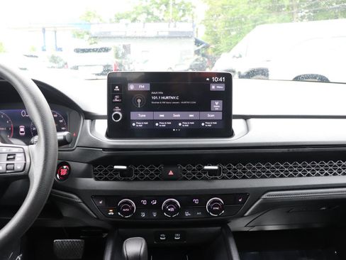 Used 2026 Honda Accord SE image 19