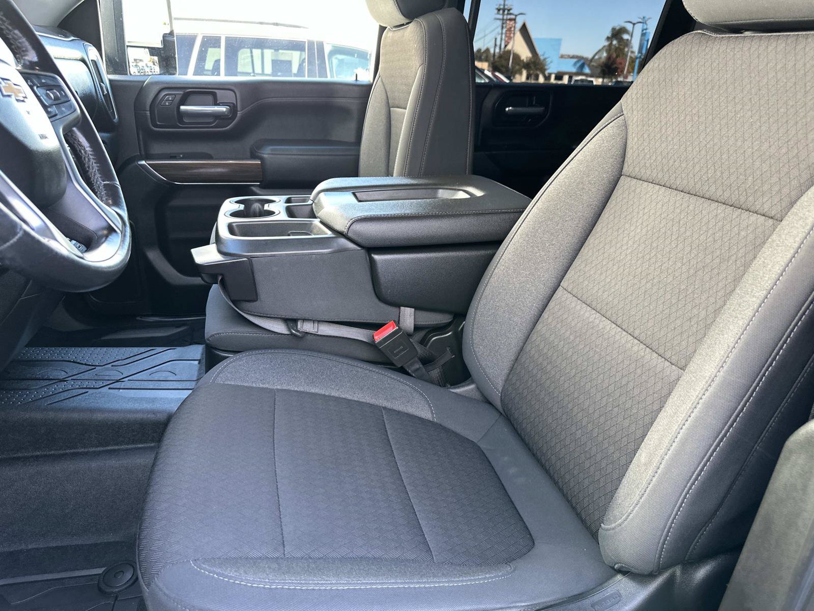 Used 2020 Chevrolet Silverado 2500 LT w/ All Star Edition AWD/4WD image 27
