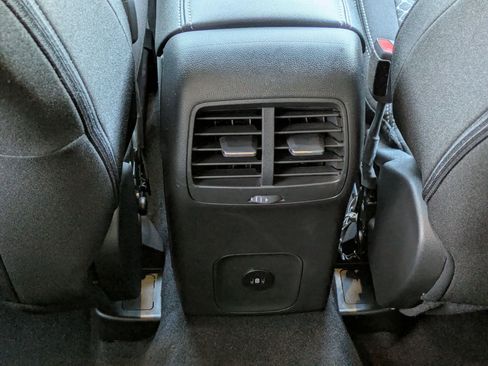 Used 2023 Ford Escape Active image 26