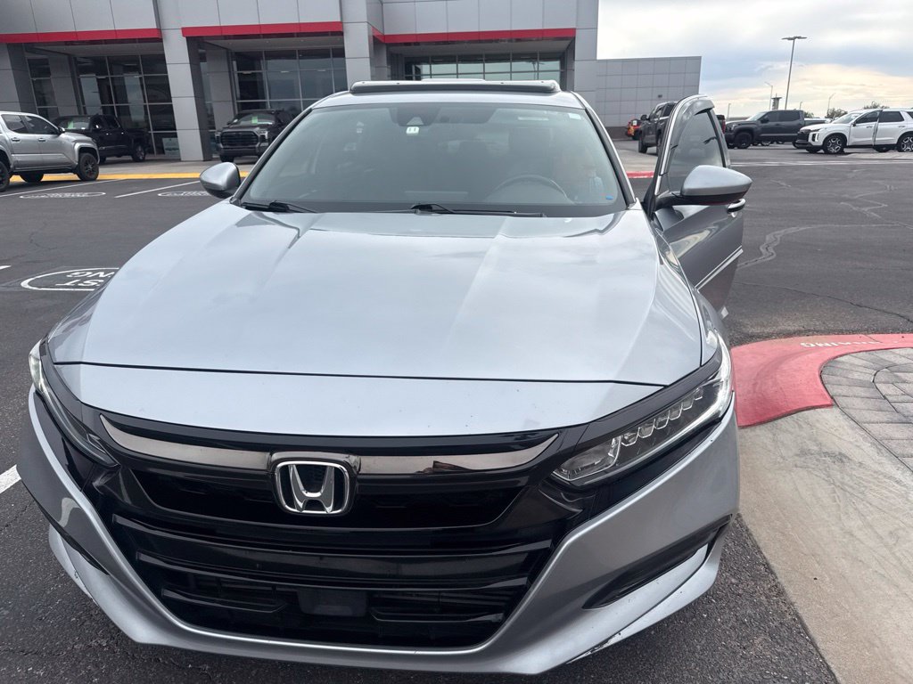 Used 2020 Honda Accord Sport image 2