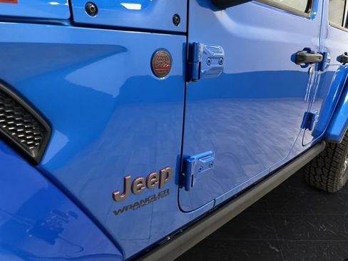 Used 2022 Jeep Wrangler Unlimited Rubicon image 34