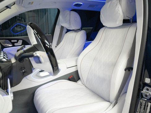 New 2026 Mercedes-Benz Maybach GLS 600 4MATIC image 14