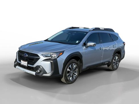 Used 2024 Subaru Outback Touring AWD/4WD image 1