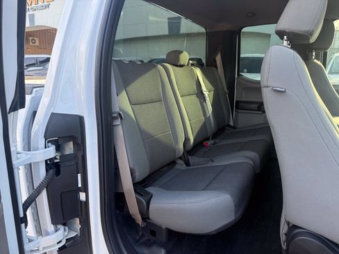 Used 2016 Ford F150 XL w/ Equipment Group 101A Mid AWD/4WD image 14