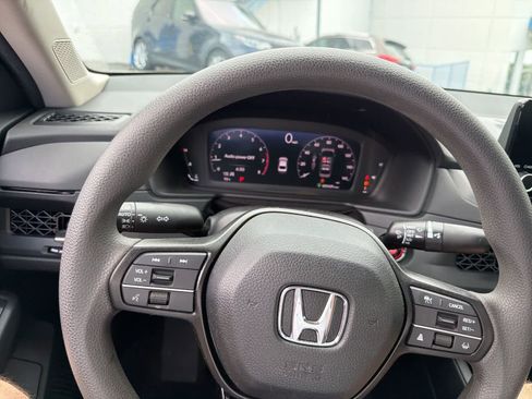 Used 2024 Honda Accord EX image 24