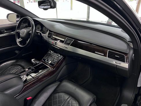 Used 2014 Audi S8 image 34