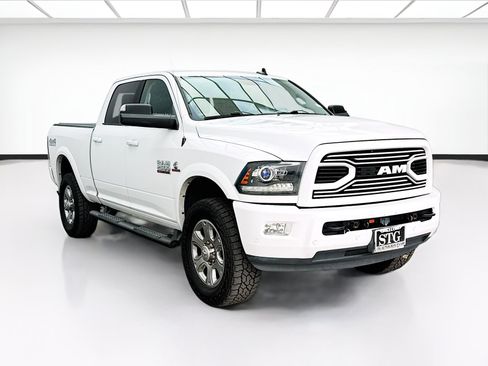 Used 2018 RAM 2500 Laramie w/ Sport Appearance Group AWD/4WD image 3
