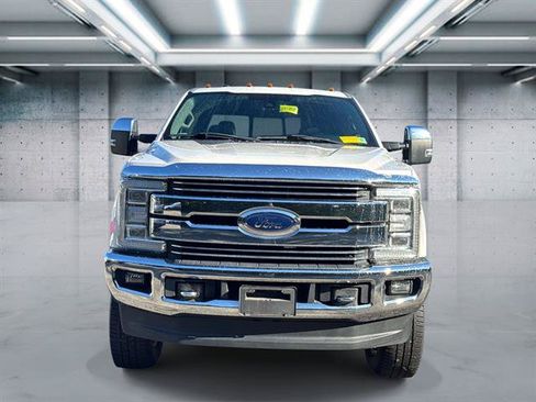 Used 2018 Ford F350 Lariat w/ Lariat Ultimate Package AWD/4WD image 2