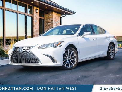 Used 2019 Lexus ES 350 w/ Premium Package