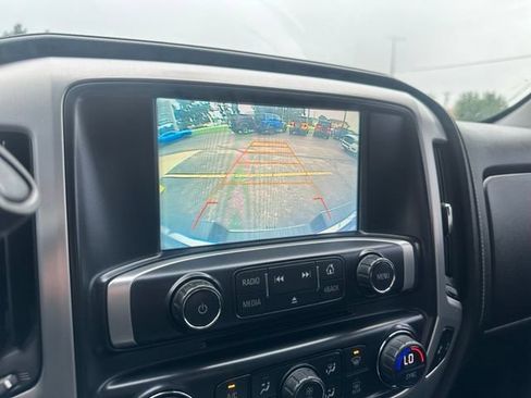 Used 2017 GMC Sierra 1500 SLT w/ SLT Premium Package AWD/4WD image 28