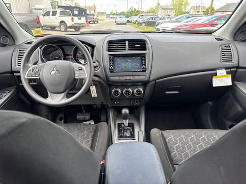 Used 2024 Mitsubishi Outlander Sport AWD image 27