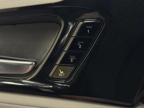 Certified 2023 Acura MDX SH-AWD w/ Technology Package image 15