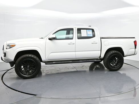 Used 2023 Toyota Tacoma SR AWD/4WD image 4