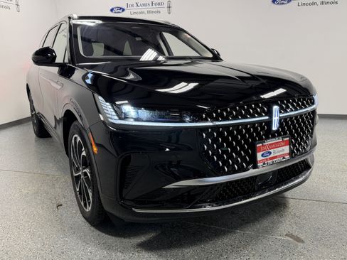 New 2026 Lincoln Nautilus Reserve image 37