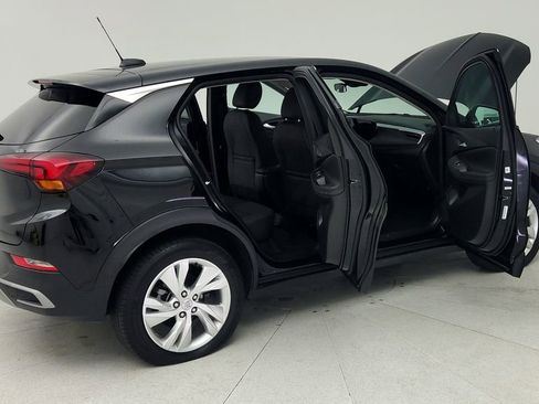 Certified 2025 Buick Encore GX Preferred FWD image 13