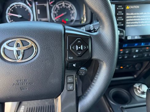Used 2020 Toyota 4Runner Nightshade AWD/4WD image 19